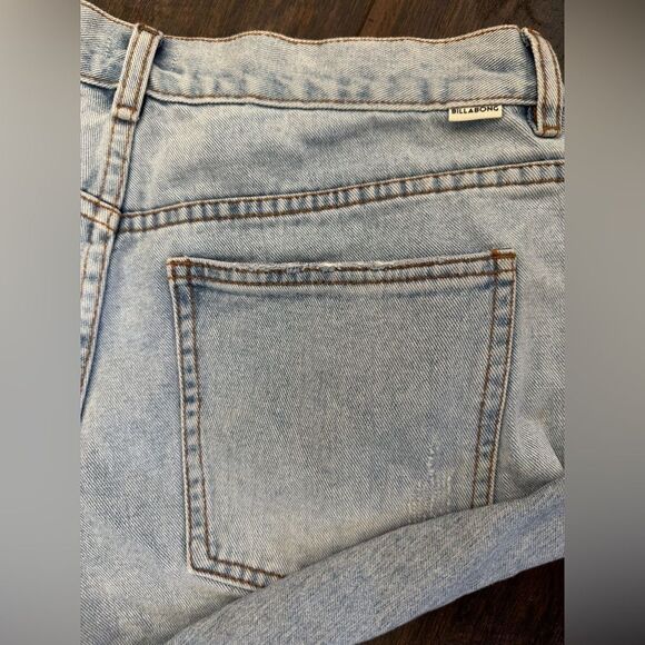 Billabong Get Low Denim Shorts light wash destroy - Picture 7 of 8